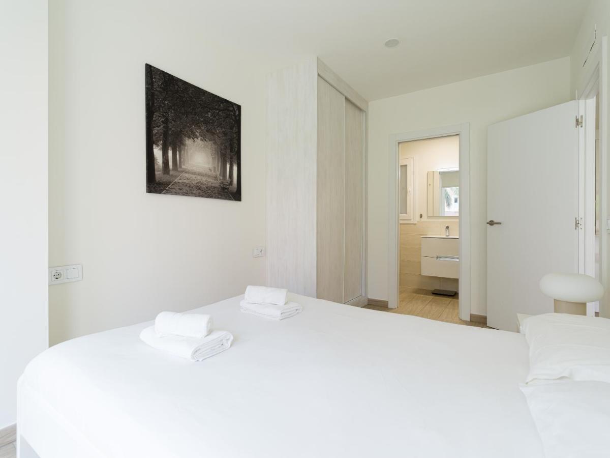 Homeforguest Apartamento Con Terraza Y Parking En Las Canteras 라스팔마스 외부 사진