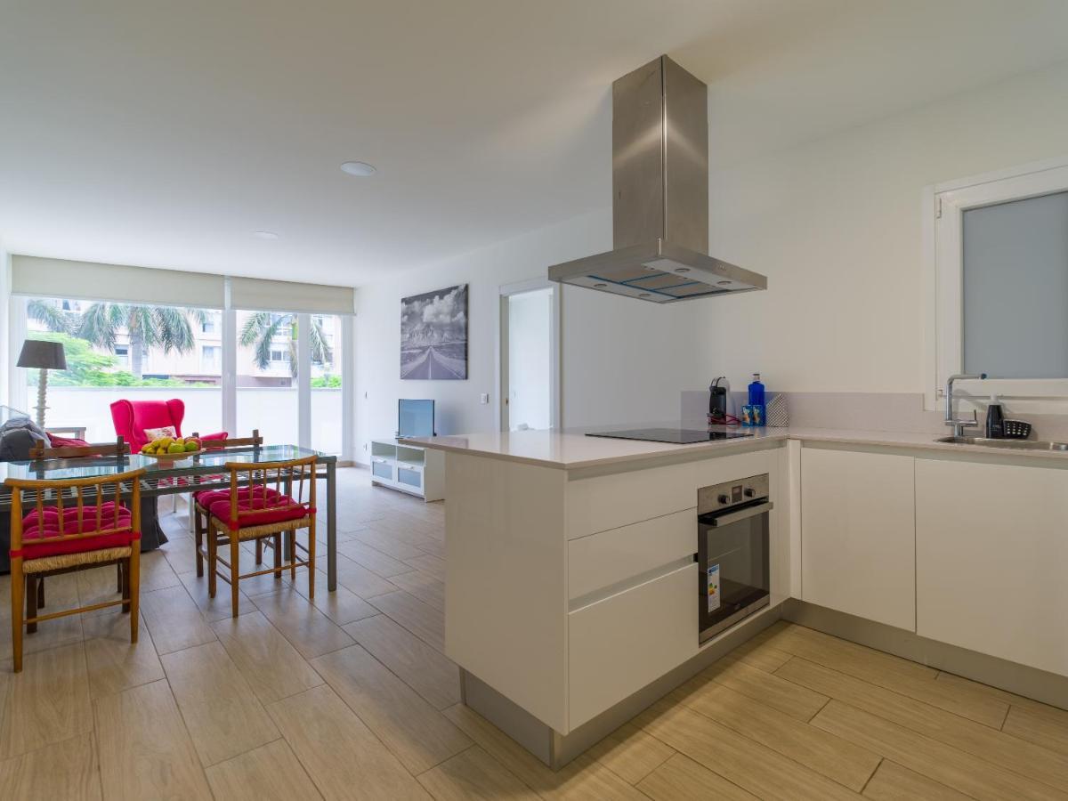 Homeforguest Apartamento Con Terraza Y Parking En Las Canteras 라스팔마스 외부 사진